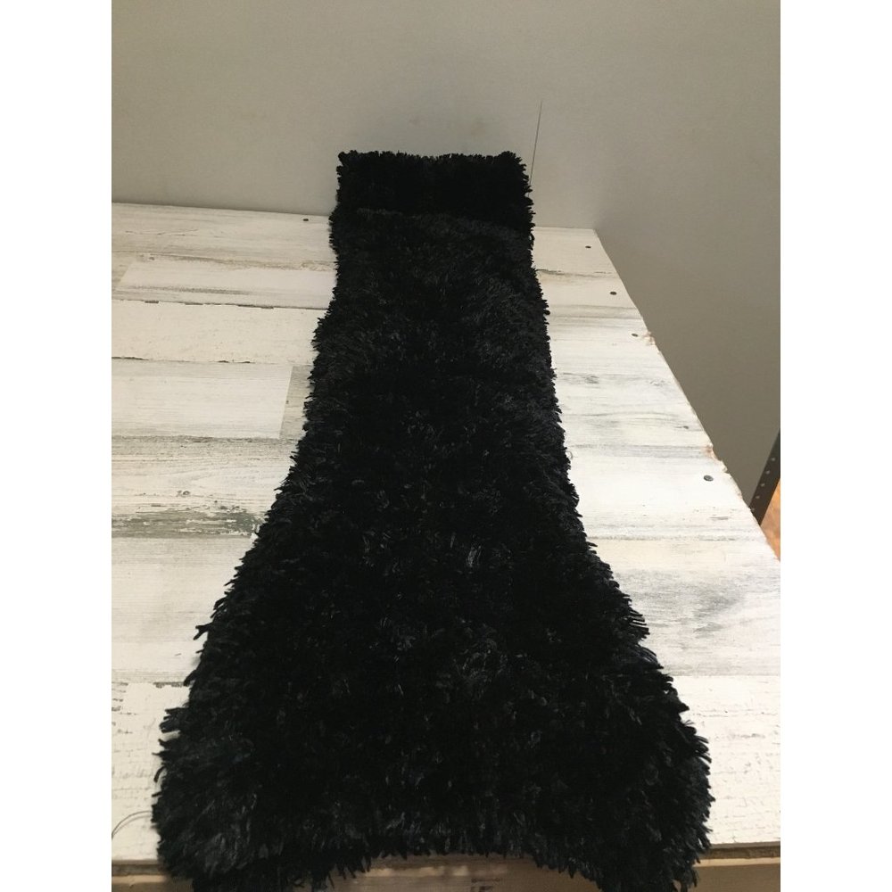 Back stretch plush scarf approximately 9”x68”